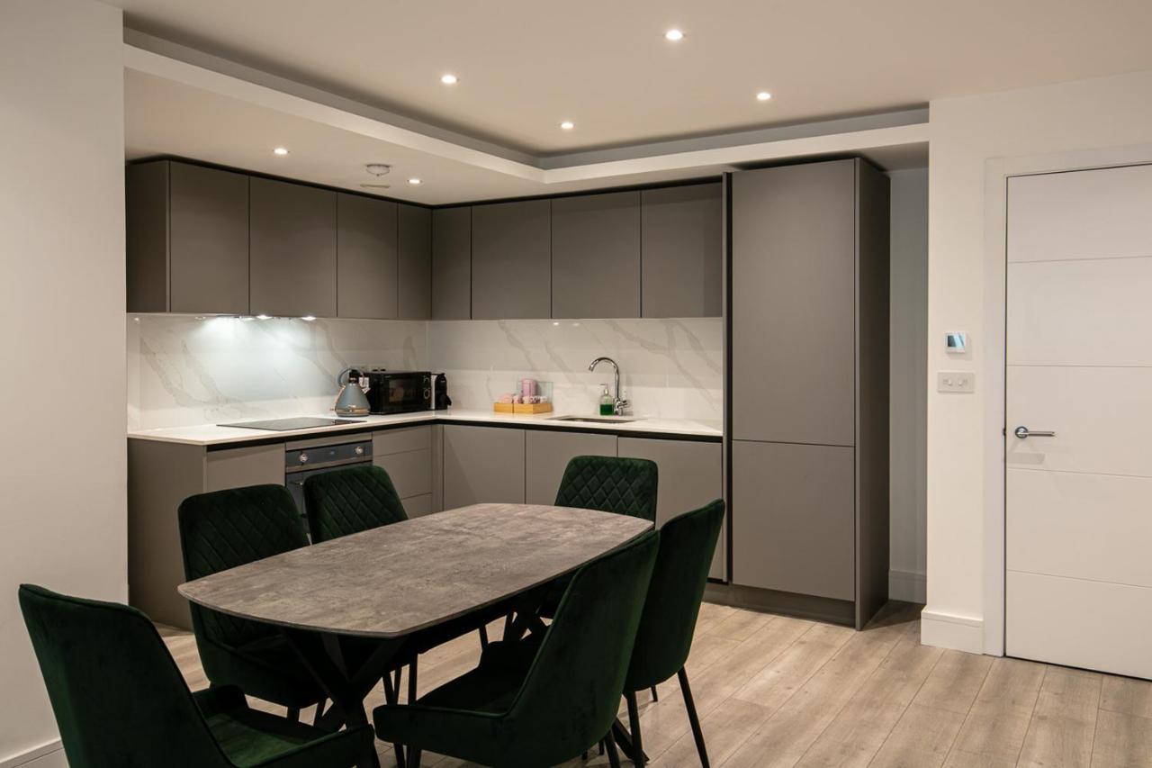 Charles Hope London Brentford Apartment ภายนอก รูปภาพ
