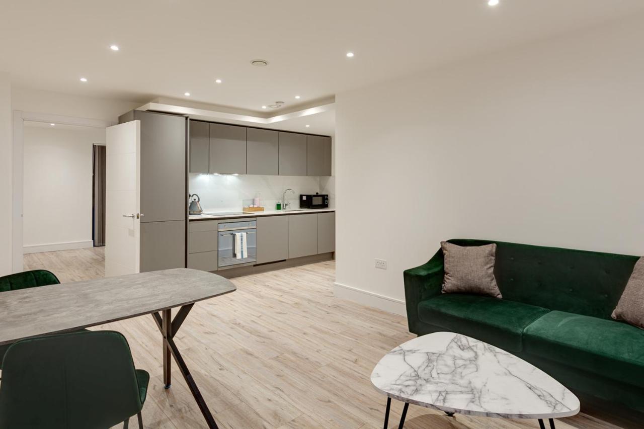 Charles Hope London Brentford Apartment ภายนอก รูปภาพ