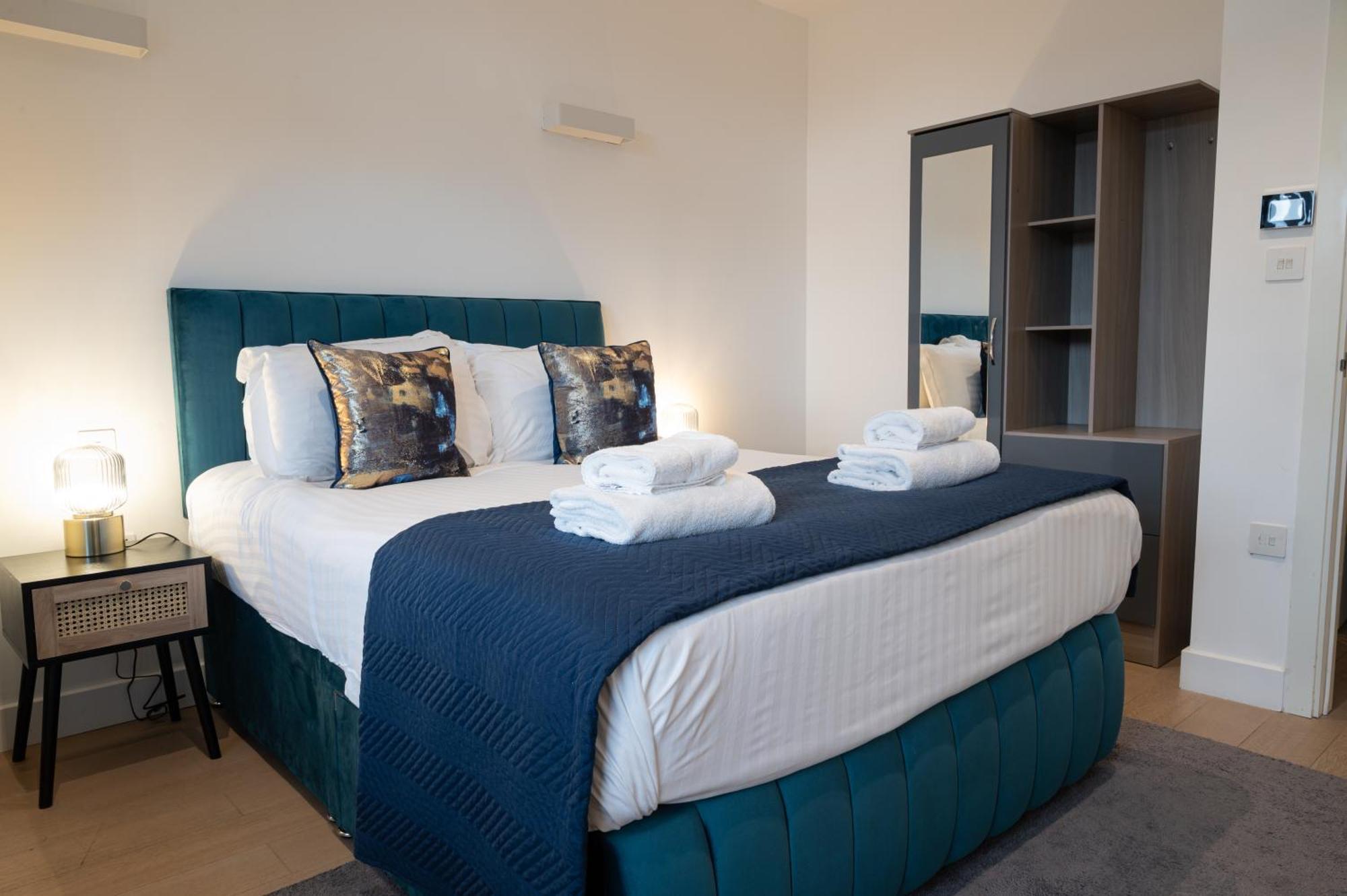 Charles Hope London Brentford Apartment ภายนอก รูปภาพ
